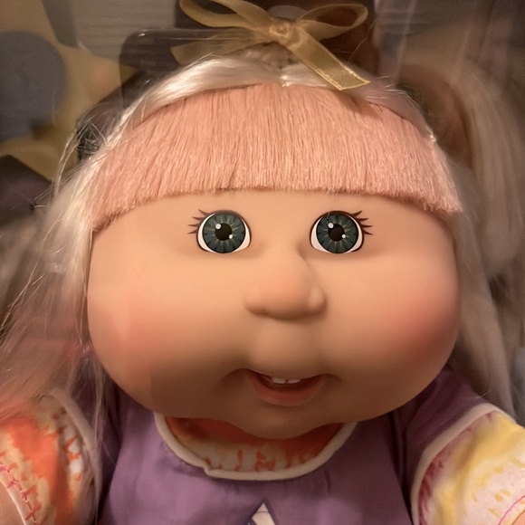 Cabbage  Patch Doll Magic Glow Surprise  doll 2007 rare blonde with pigtails ☺️ - Picture 8 of 11